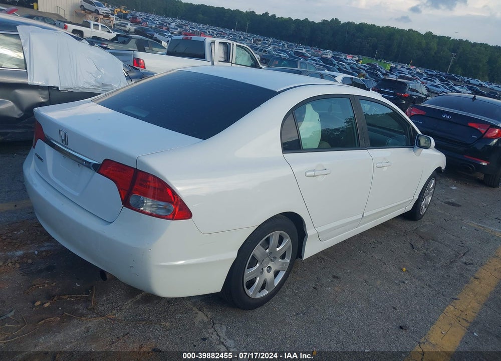 2011 HONDA CIVIC LX VIN: 19XFA1F5XBE025305