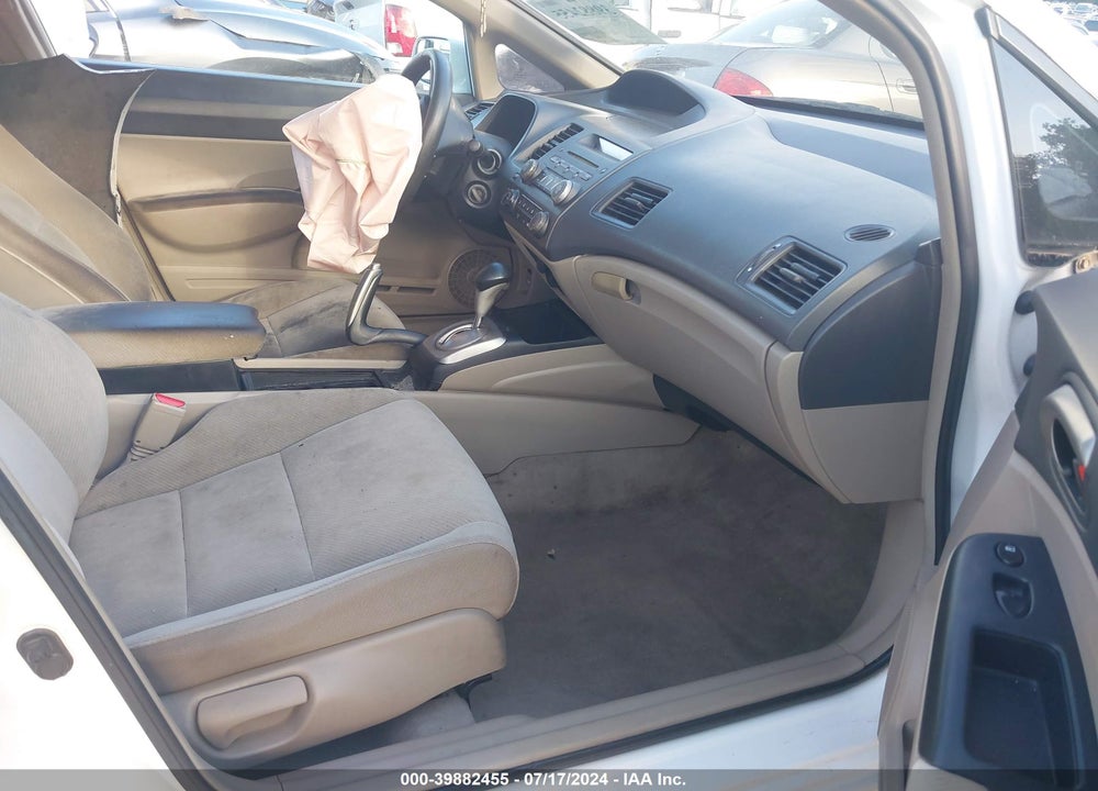 2011 HONDA CIVIC LX VIN: 19XFA1F5XBE025305