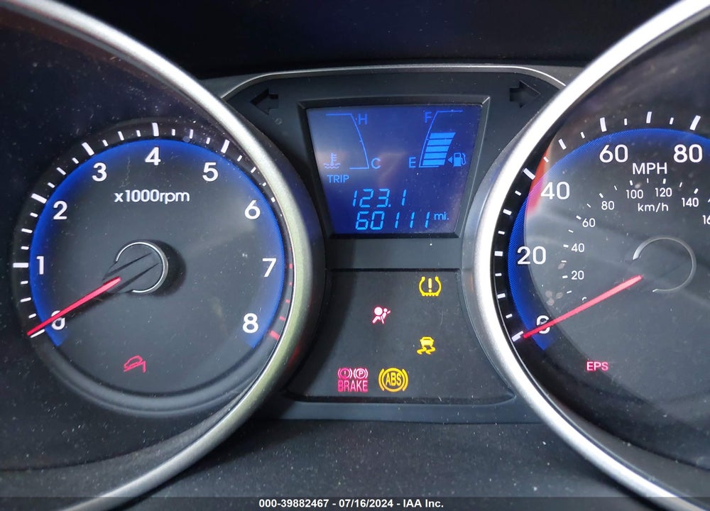 2012 HYUNDAI TUCSON LIMITED VIN: KM8JU3AC7CU468139