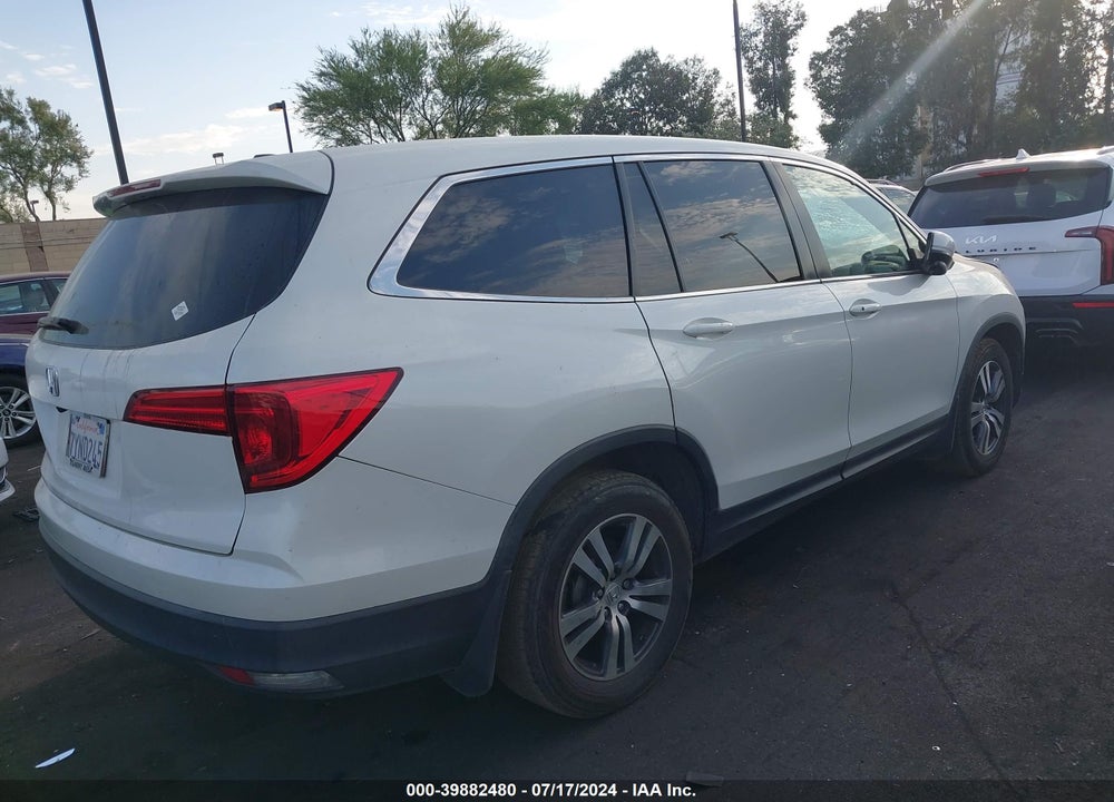 2017 HONDA PILOT EX-L VIN: 5FNYF5H57HB014442