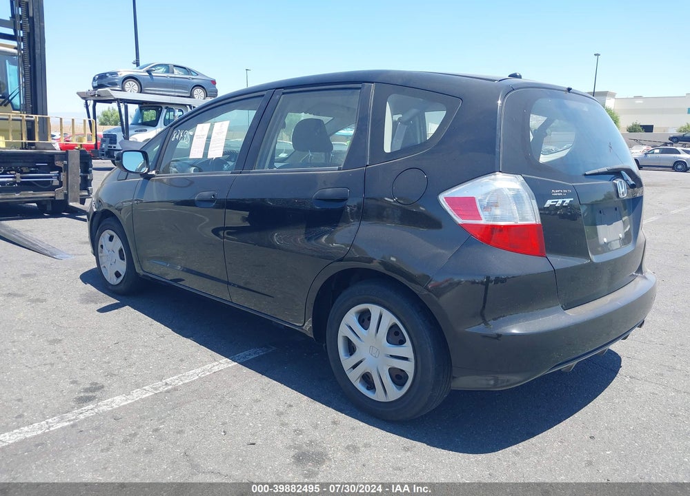 2012 HONDA FIT VIN: JHMGE8H39CC030371