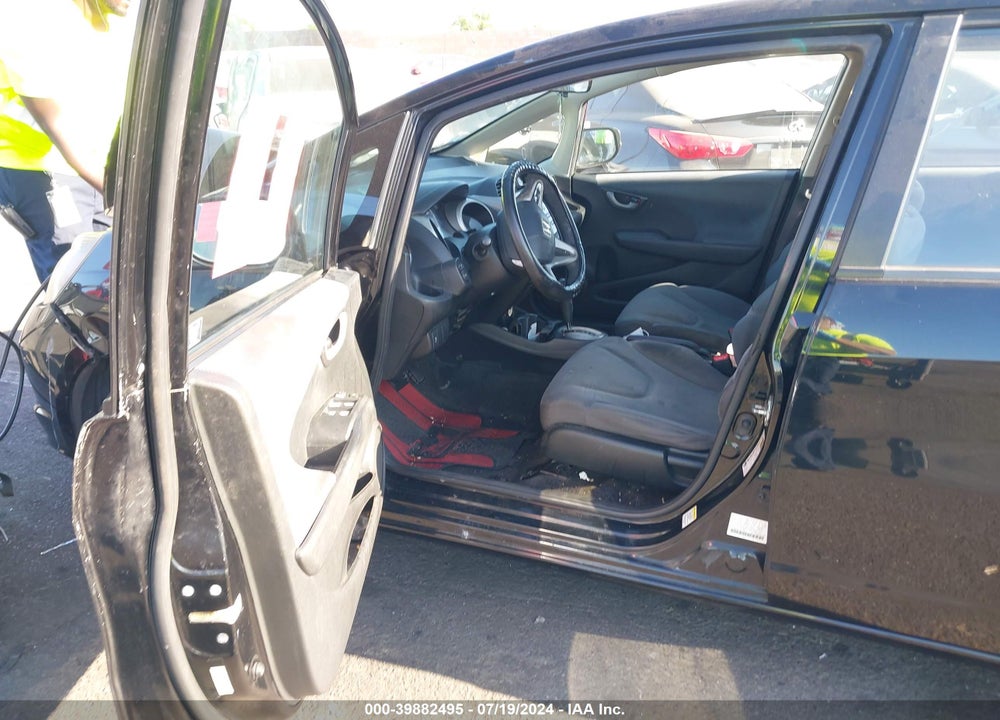 2012 HONDA FIT VIN: JHMGE8H39CC030371