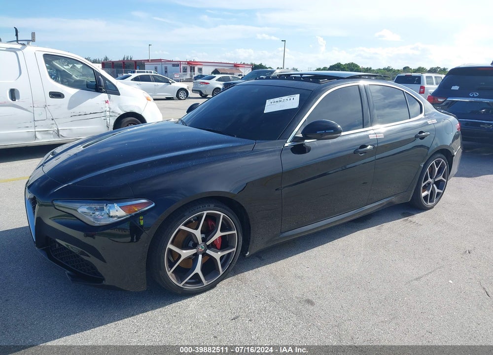 2021 ALFA ROMEO GIULIA TI RWD VIN: ZARFAMBN1M7647517