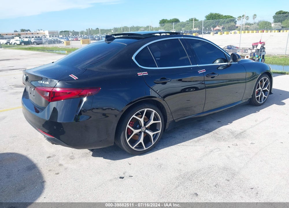 2021 ALFA ROMEO GIULIA TI RWD VIN: ZARFAMBN1M7647517
