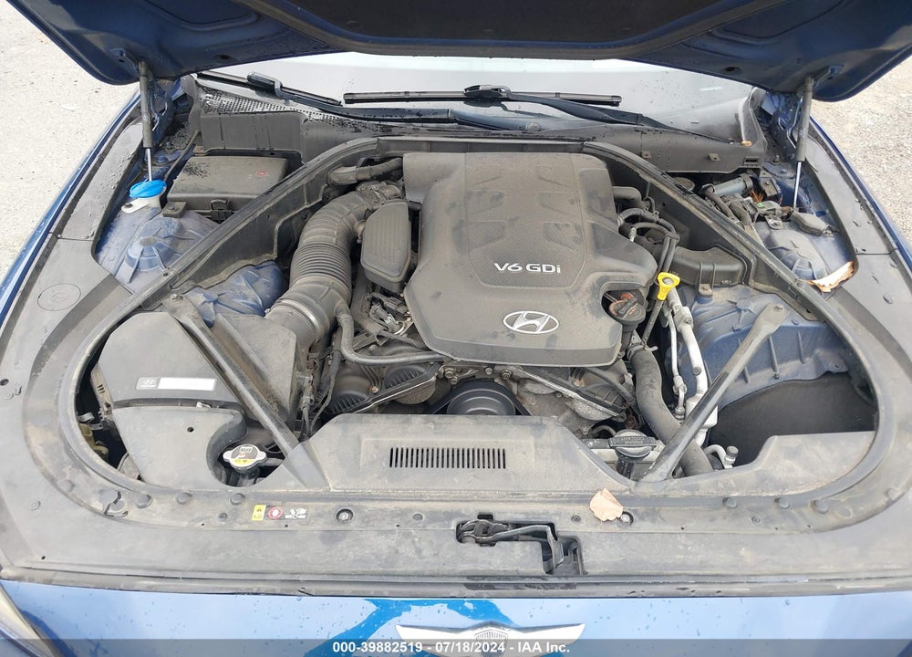 2016 HYUNDAI GENESIS 3.8 VIN: KMHGN4JE7GU110933