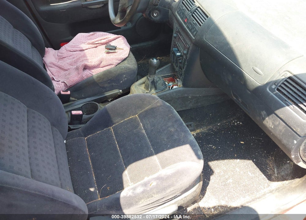 2004 VOLKSWAGEN JETTA GLS 2.0L VIN: WVWSL61J44W024637