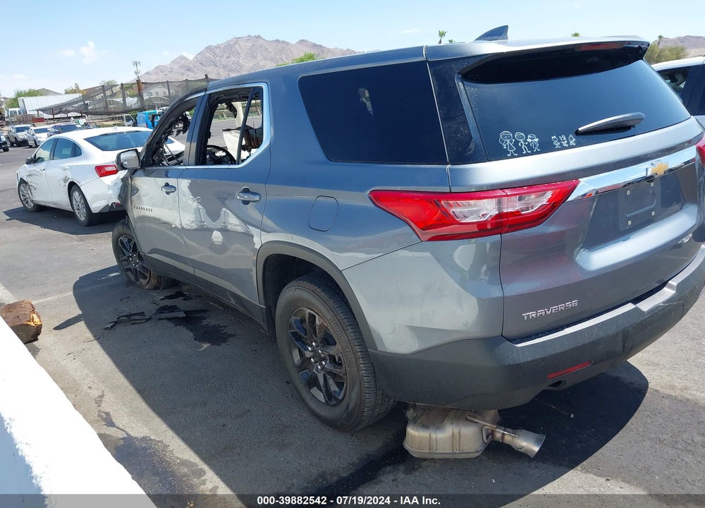 2021 CHEVROLET TRAVERSE FWD LS VIN: 1GNERFKW5MJ228826