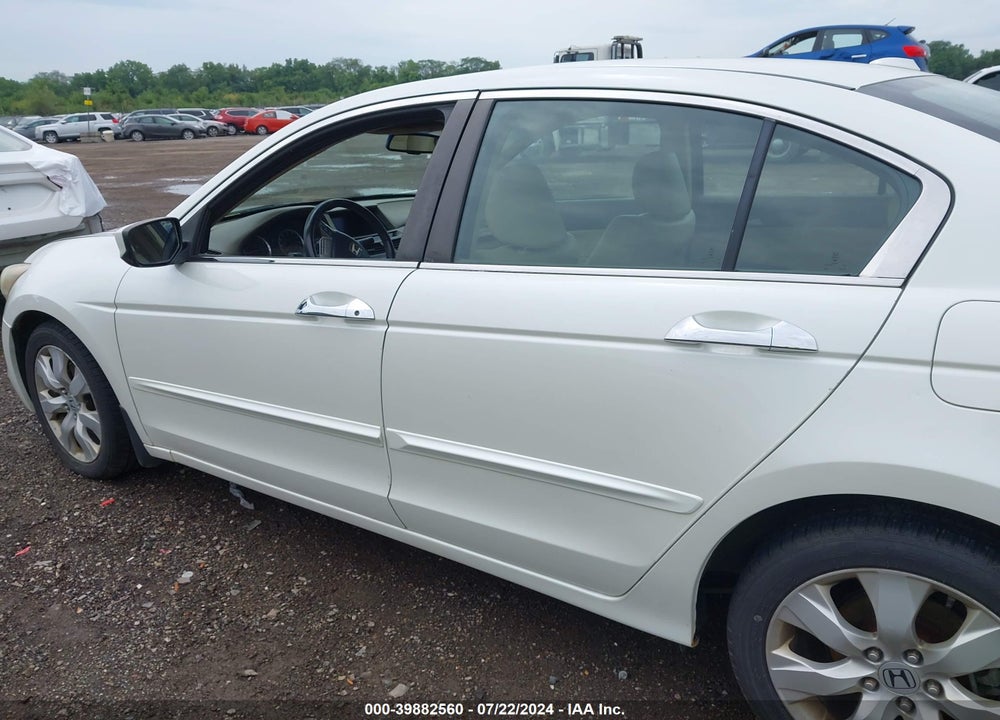 2010 HONDA ACCORD 3.5 EX-L VIN: 1HGCP3F88AA008626