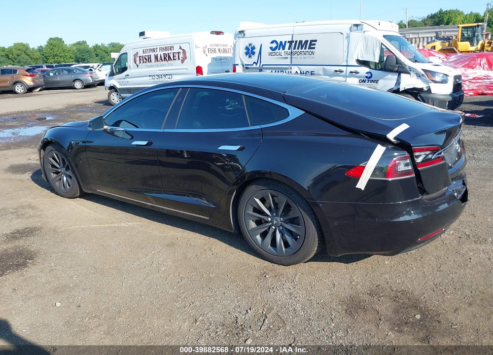 2017 TESLA MODEL S VIN: 5YJSA1E27HF210744