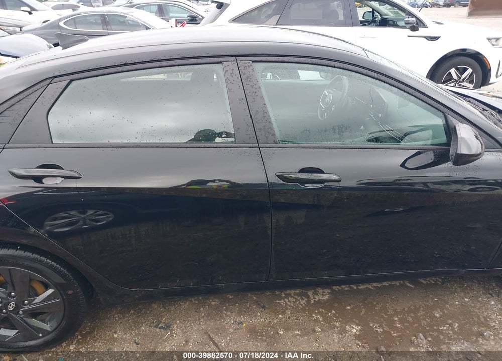 2022 HYUNDAI ELANTRA SEL VIN: KMHLS4AG3NU321682