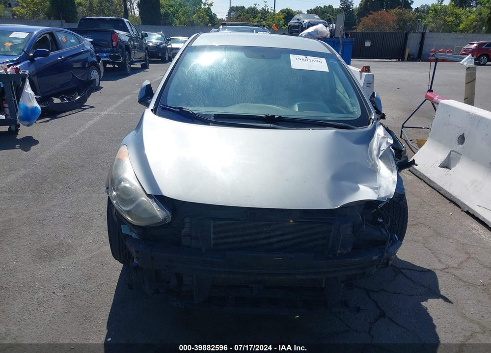 2014 HYUNDAI ELANTRA GT VIN: KMHD35LH7EU197932