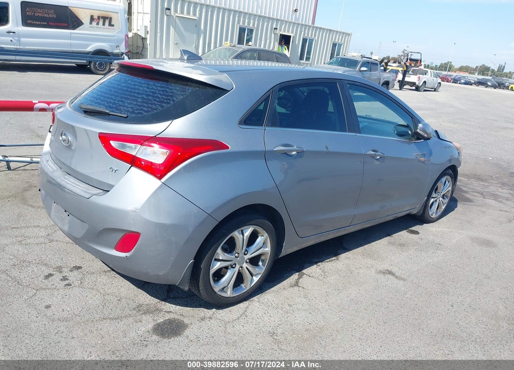 2014 HYUNDAI ELANTRA GT VIN: KMHD35LH7EU197932