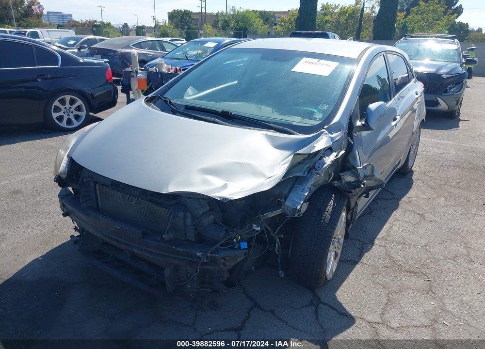 2014 HYUNDAI ELANTRA GT VIN: KMHD35LH7EU197932