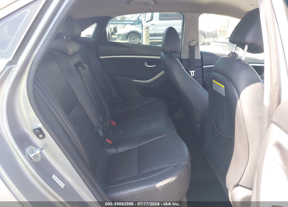 2014 HYUNDAI ELANTRA GT VIN: KMHD35LH7EU197932
