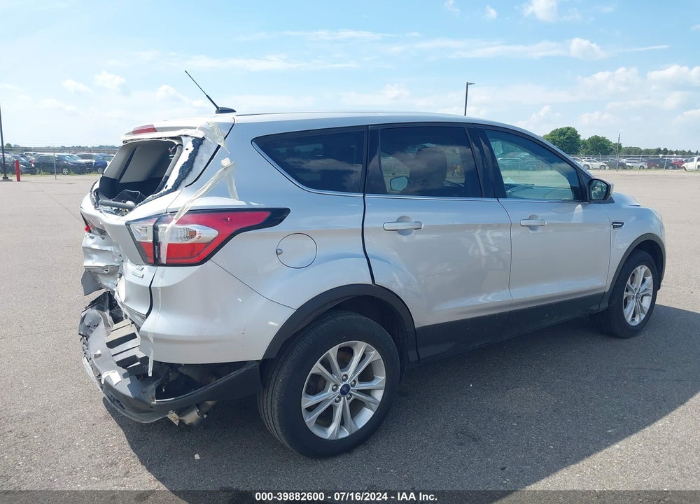 2017 FORD ESCAPE SE VIN: 1FMCU0GDXHUE98511
