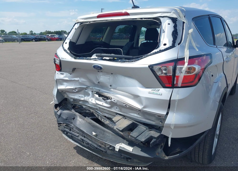2017 FORD ESCAPE SE VIN: 1FMCU0GDXHUE98511