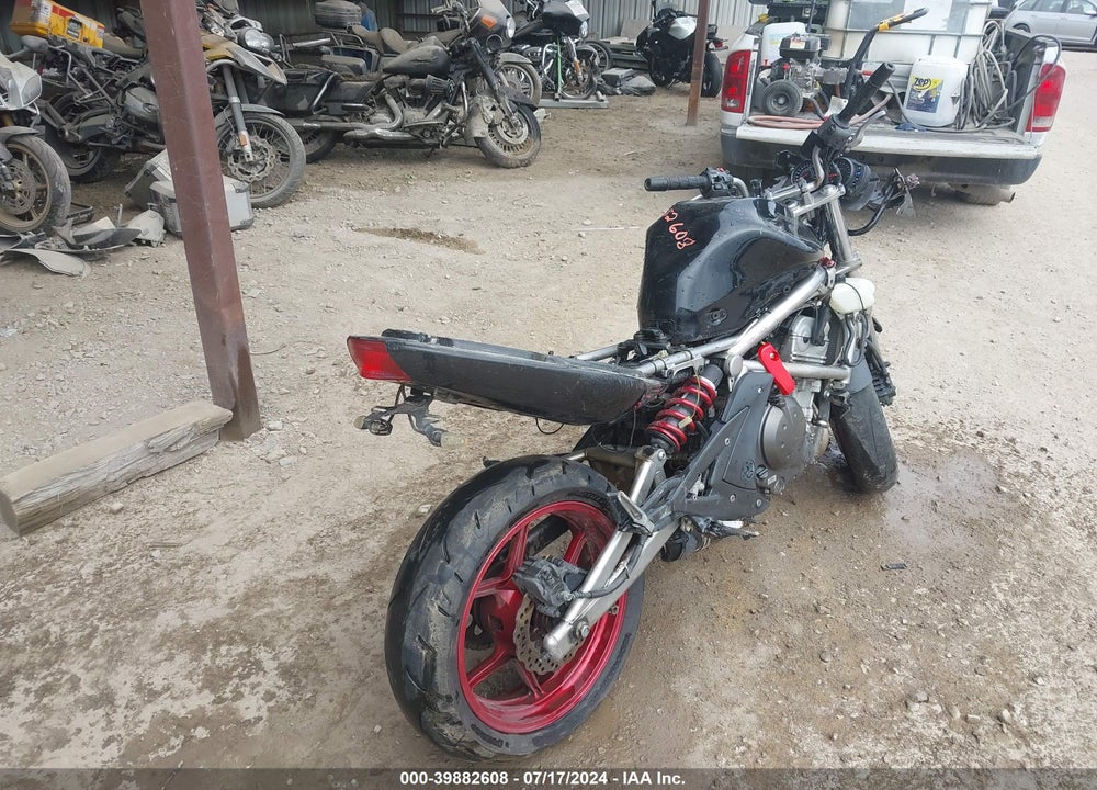 2008 KAWASAKI EX650 A VIN: JKAEXEA108A036440