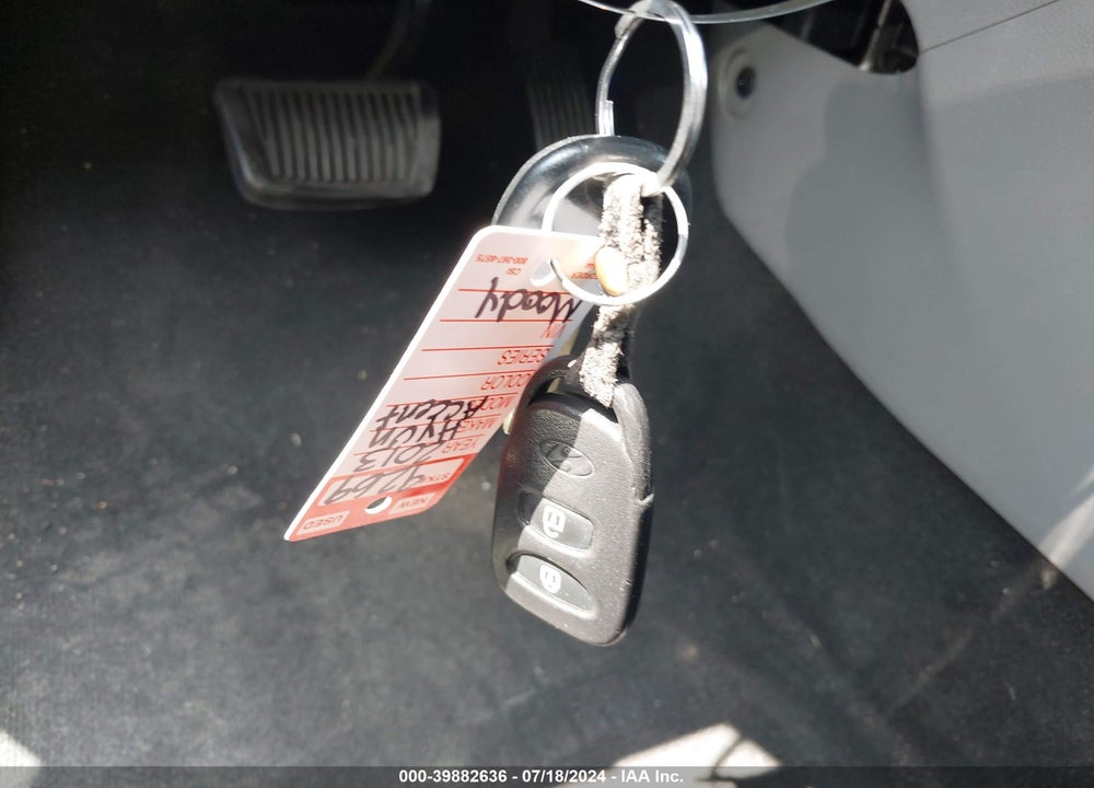 2013 HYUNDAI ACCENT GLS VIN: KMHCT4AE9DU488882