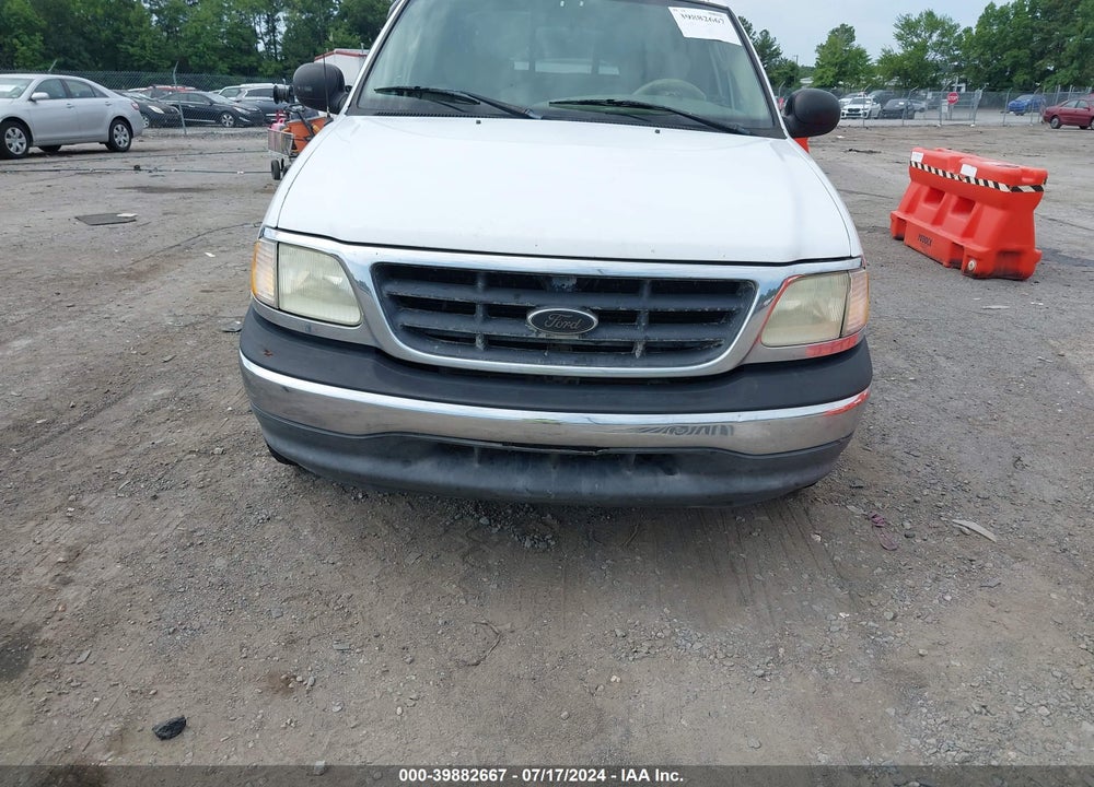 2003 FORD F-150 LARIAT/XLT VIN: 1FTRW07L93KD71172