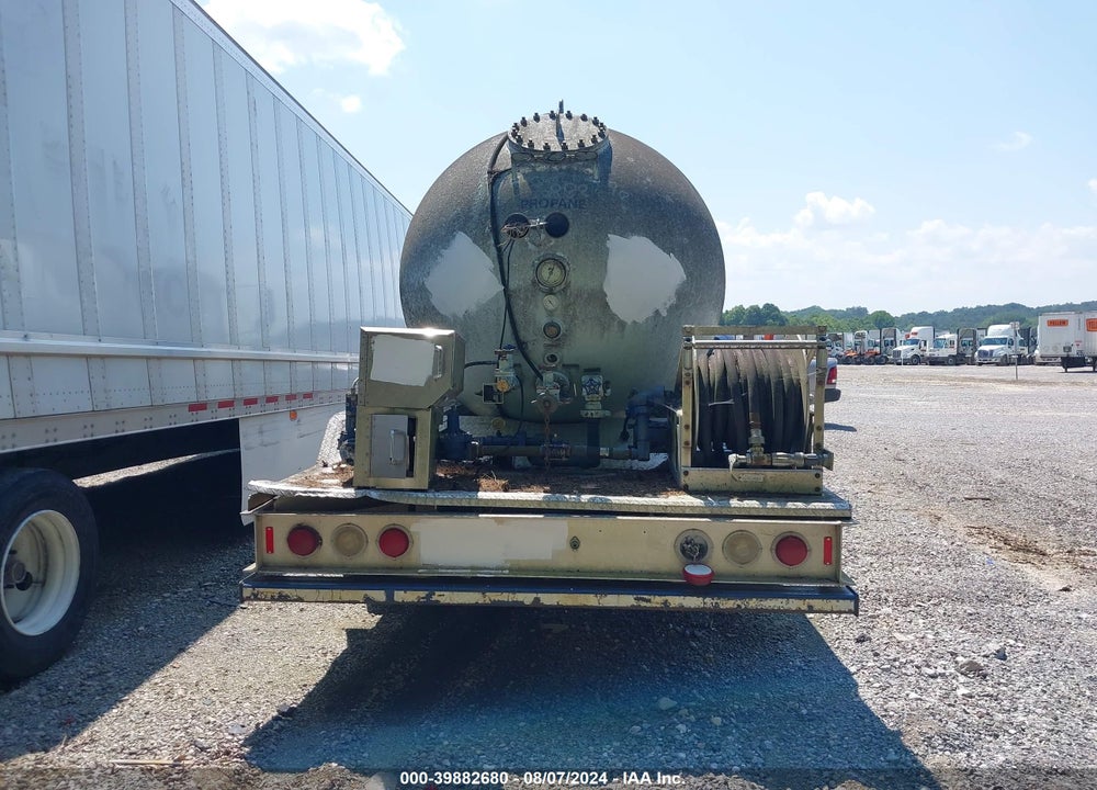 2004 KENWORTH CONSTRUCTION T300 VIN: 2NKMHD7X44M057250
