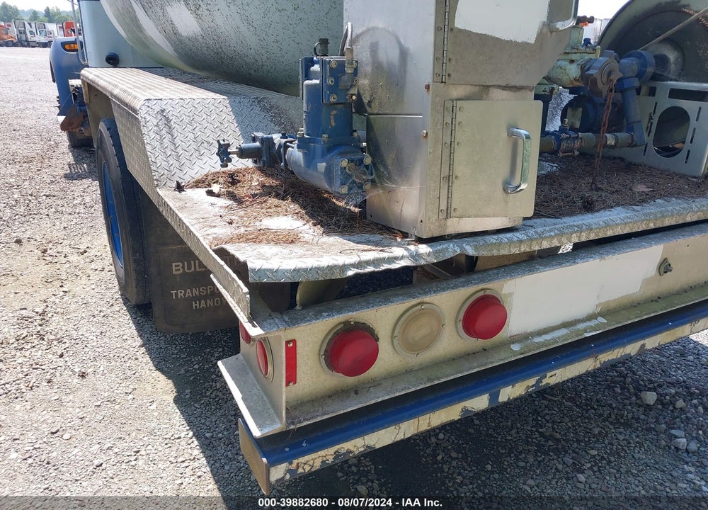 2004 KENWORTH CONSTRUCTION T300 VIN: 2NKMHD7X44M057250