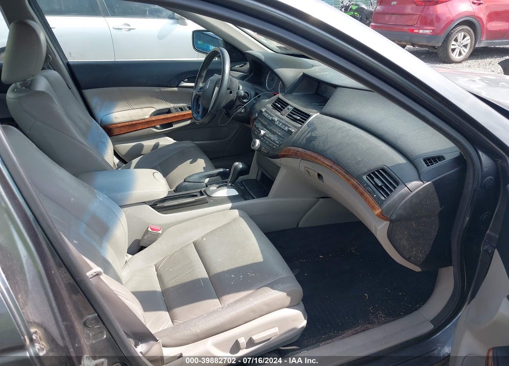 2012 HONDA ACCORD VIN: 1HGCP2F8XCA084751