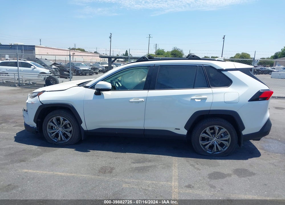 2022 TOYOTA RAV4 HYBRID XLE PREMIUM VIN: JTMB6RFV7ND532327