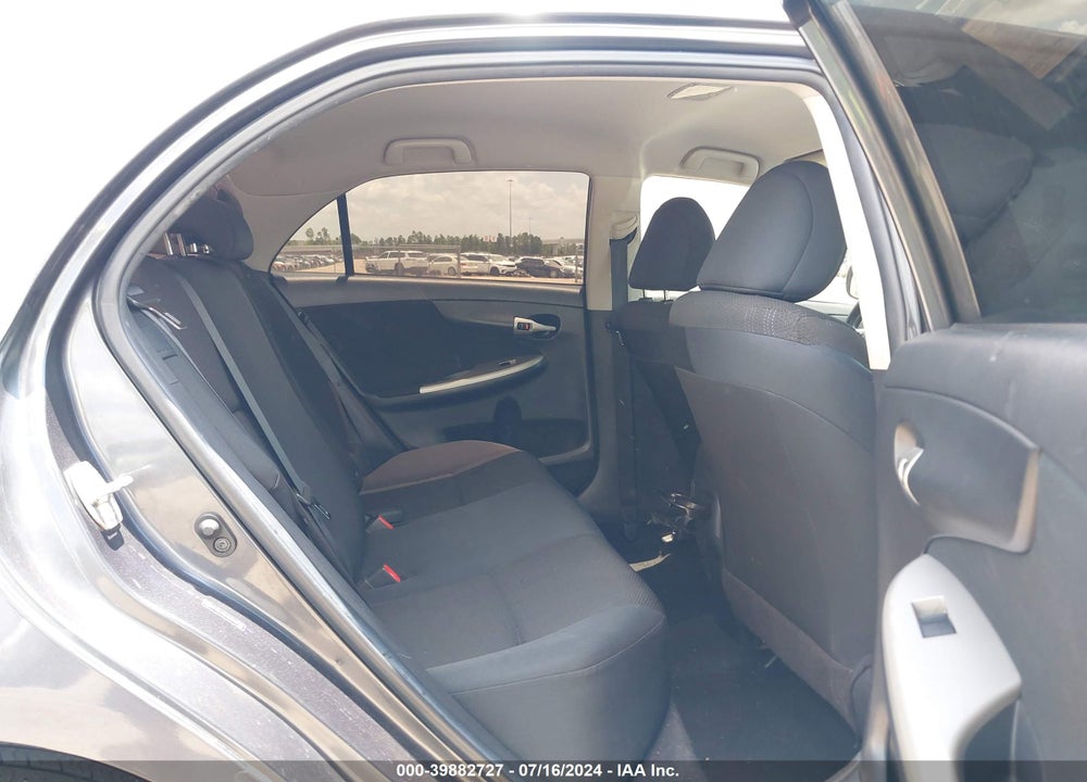2011 TOYOTA COROLLA S VIN: 2T1BU4EE4BC642738
