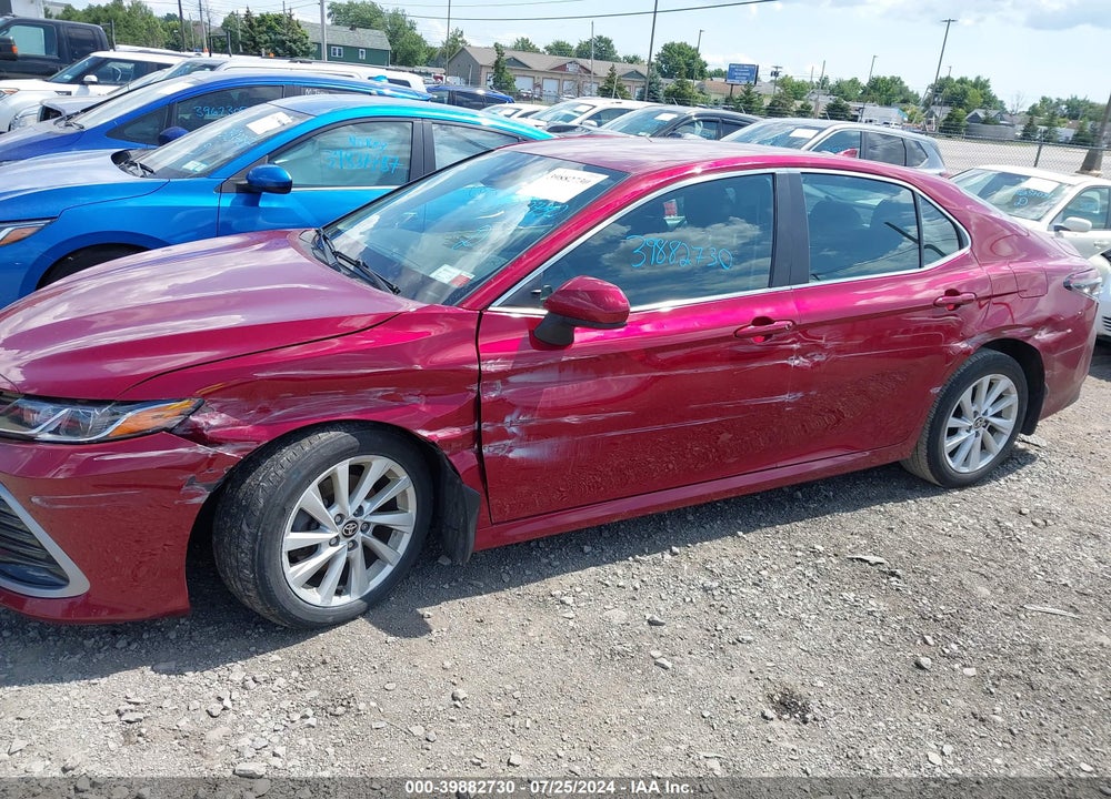 2021 TOYOTA CAMRY LE VIN: 4T1C11AK5MU615797