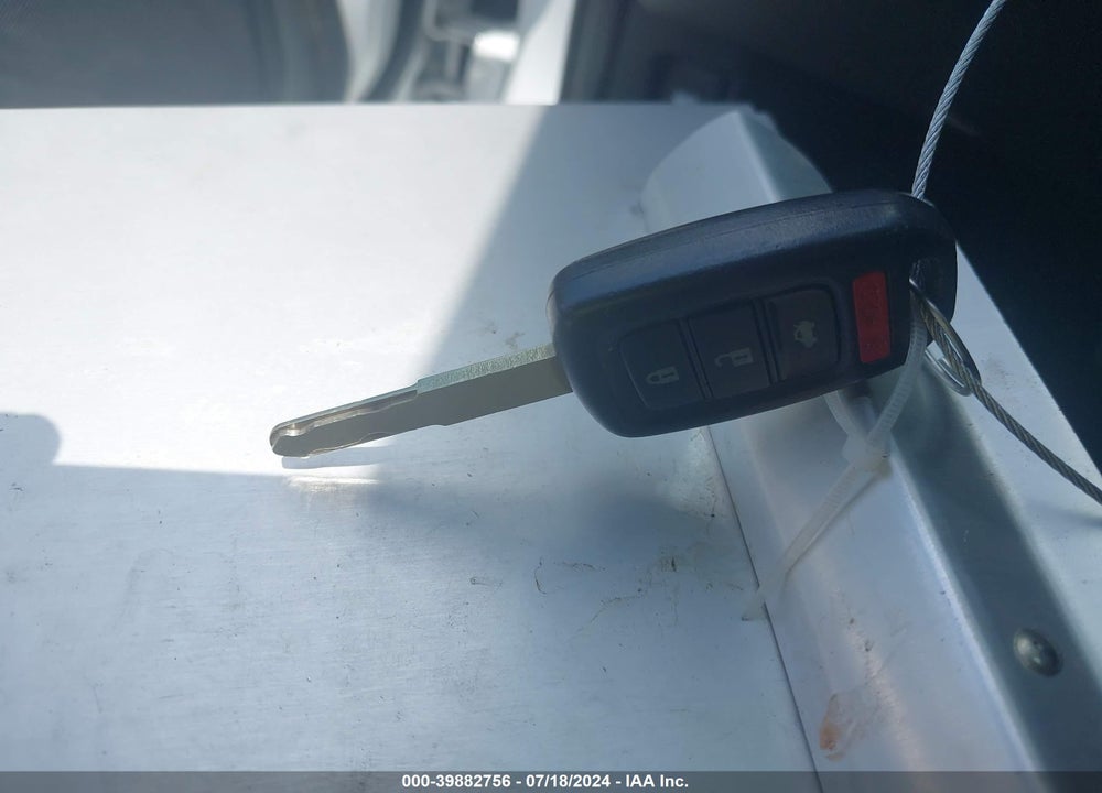 2018 HONDA CIVIC LX VIN: 2HGFC2F5XJH578475