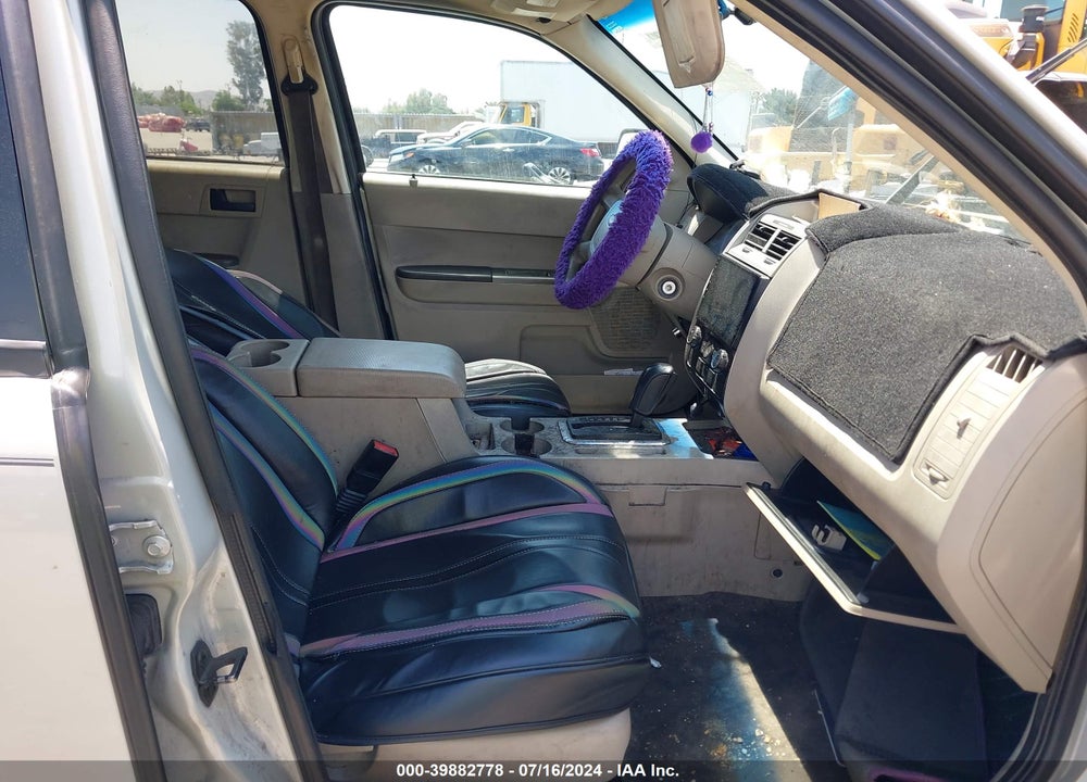 2008 FORD ESCAPE XLT VIN: 1FMCU03108KD41058