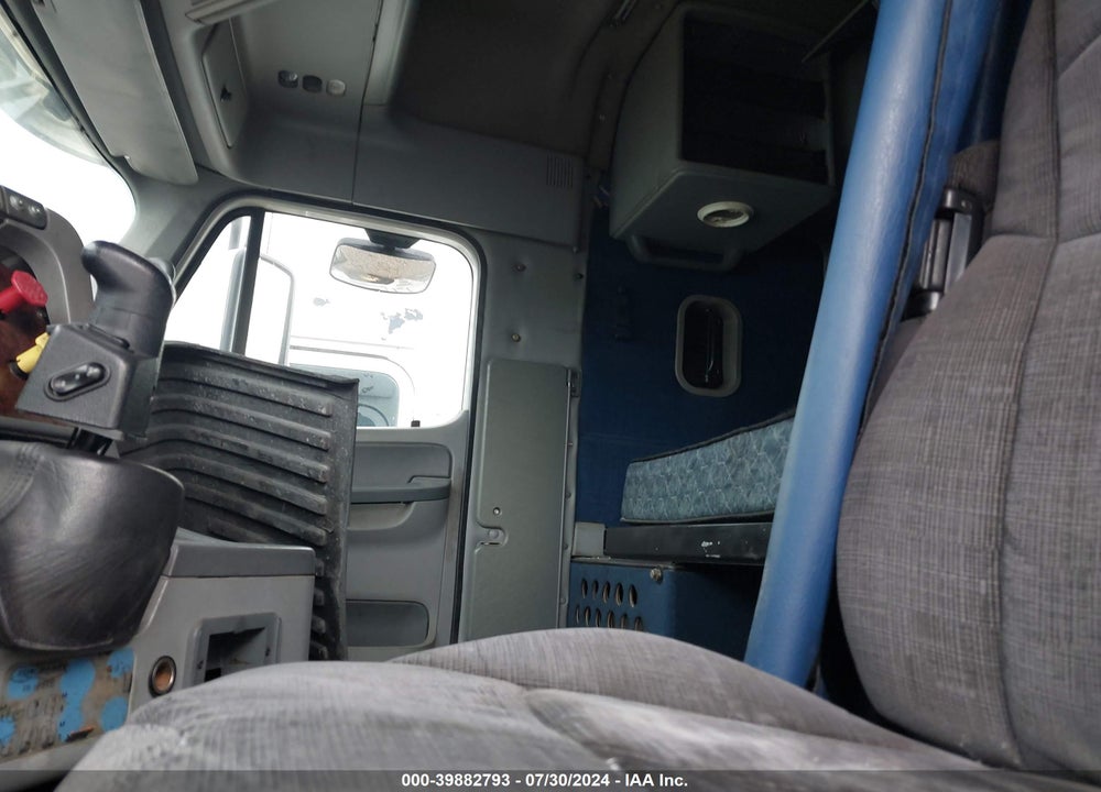 2006 FREIGHTLINER ARGOSY VIN: 1FUJAWCG66LW20865