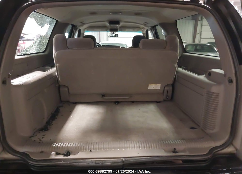 2004 CHEVROLET SUBURBAN 1500 LS VIN: 1GNEC16Z34J229045
