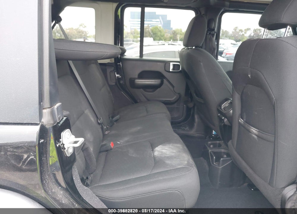 2019 JEEP WRANGLER UNLIMITED SPORT S 4X4 VIN: 1C4HJXDN0KW635038