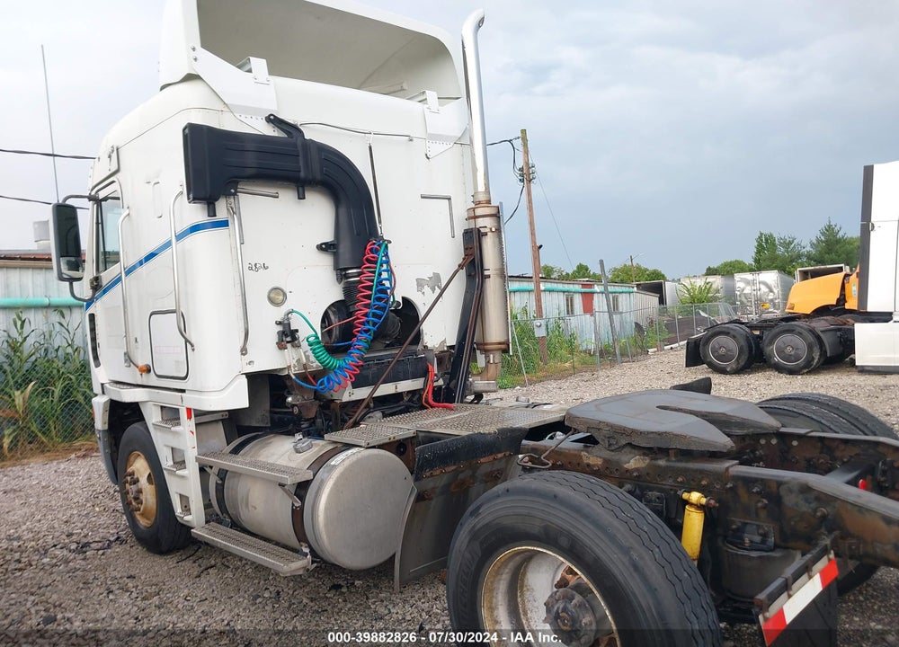 2005 FREIGHTLINER ARGOSY VIN: 1FUBAWCK75LN68458