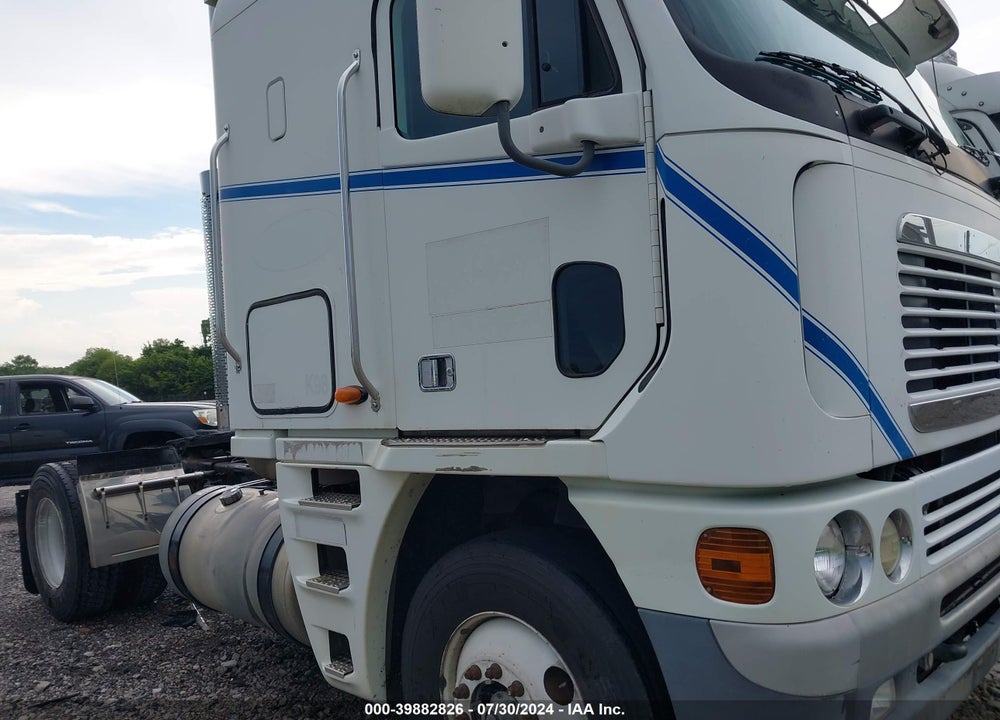 2005 FREIGHTLINER ARGOSY VIN: 1FUBAWCK75LN68458