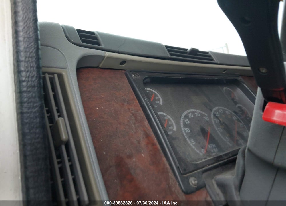 2005 FREIGHTLINER ARGOSY VIN: 1FUBAWCK75LN68458