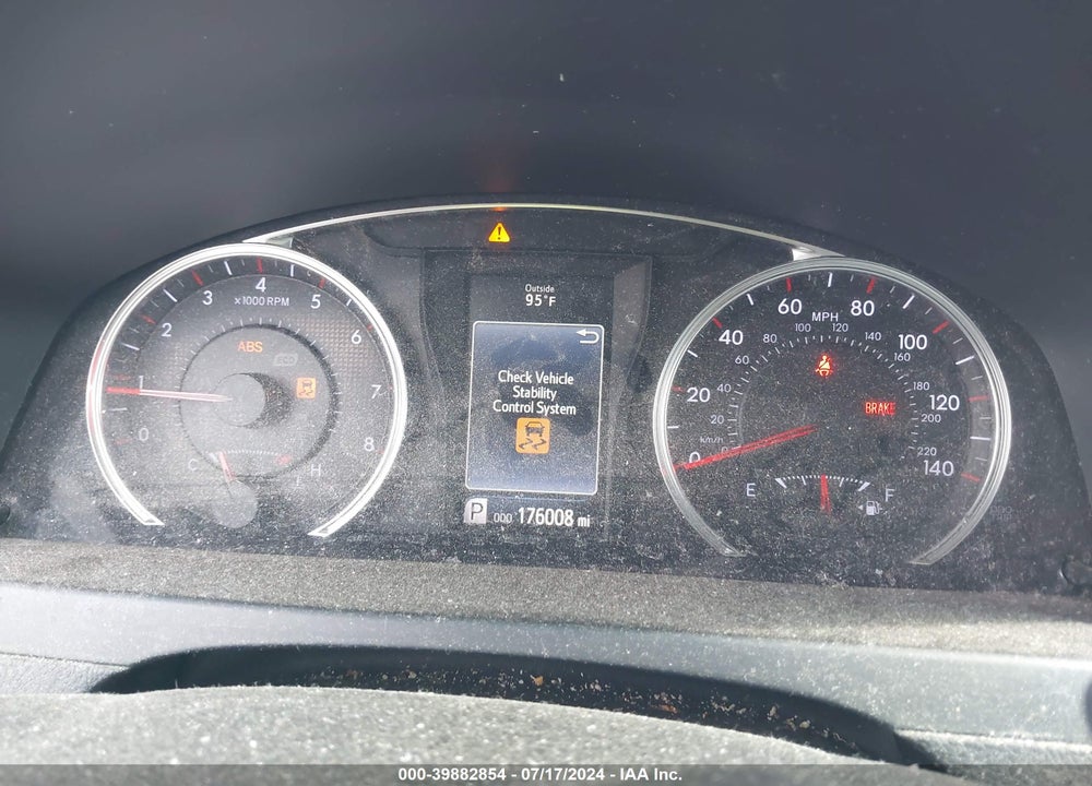 2016 TOYOTA CAMRY SE VIN: 4T1BF1FK6GU265445