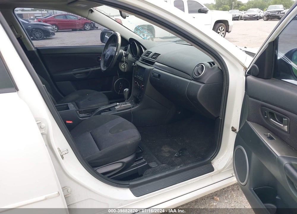 2007 MAZDA 3 S TOURING VIN: JM1BK343X71744072