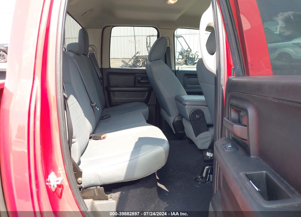 2019 RAM 1500 CLASSIC TRADESMAN QUAD CAB 4X2 6'4 BOX VIN: 1C6RR6FT1KS563087