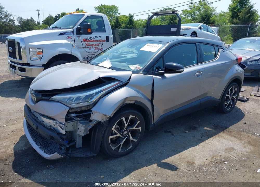 2020 TOYOTA C-HR XLE VIN: NMTKHMBX6LR114538