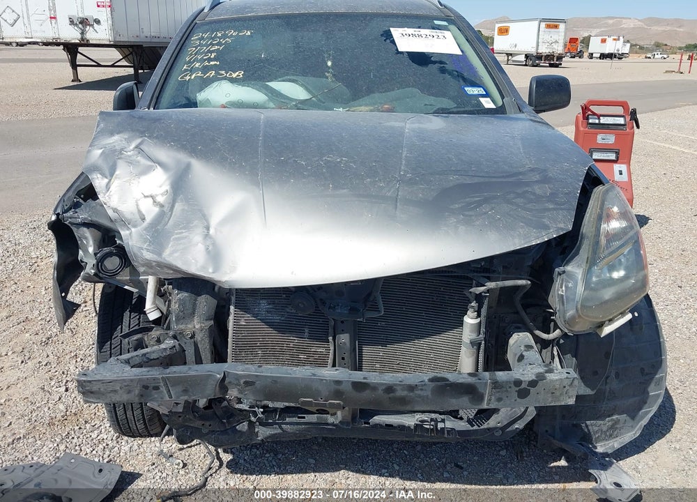 2014 NISSAN ROGUE SELECT S VIN: JN8AS5MT3EW101820