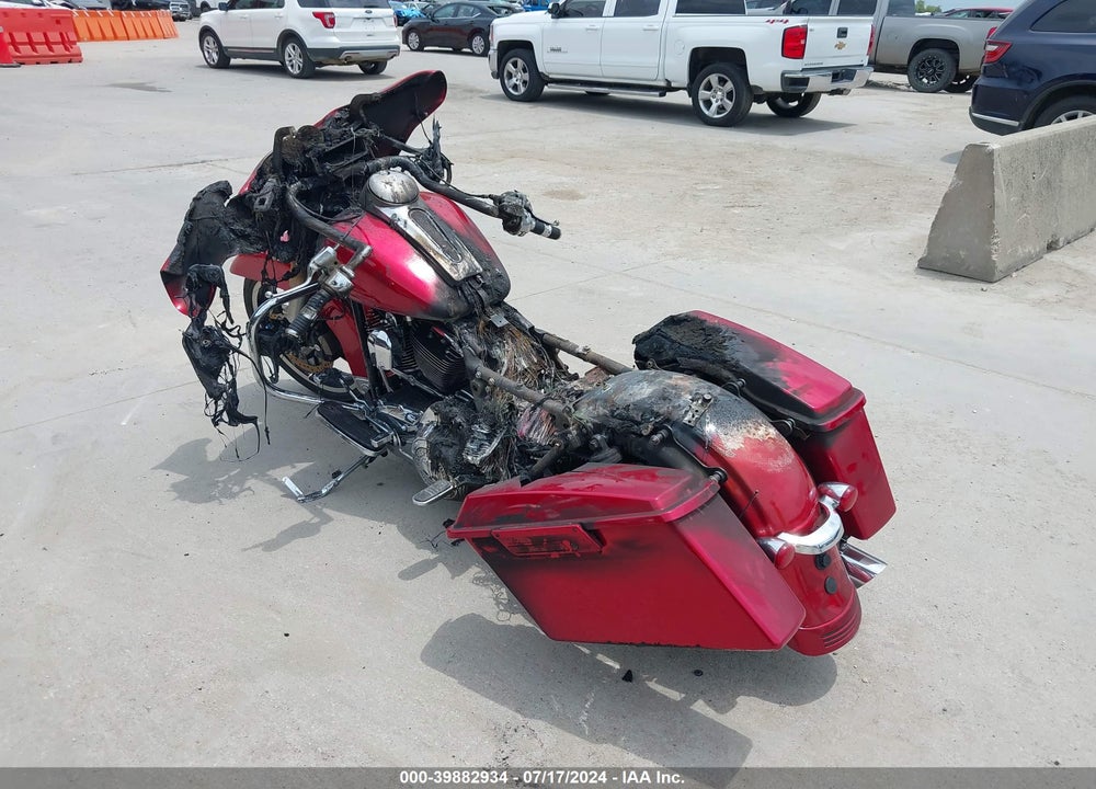 2012 HARLEY-DAVIDSON FLHX STREET GLIDE VIN: 1HD1KBM11CB662271