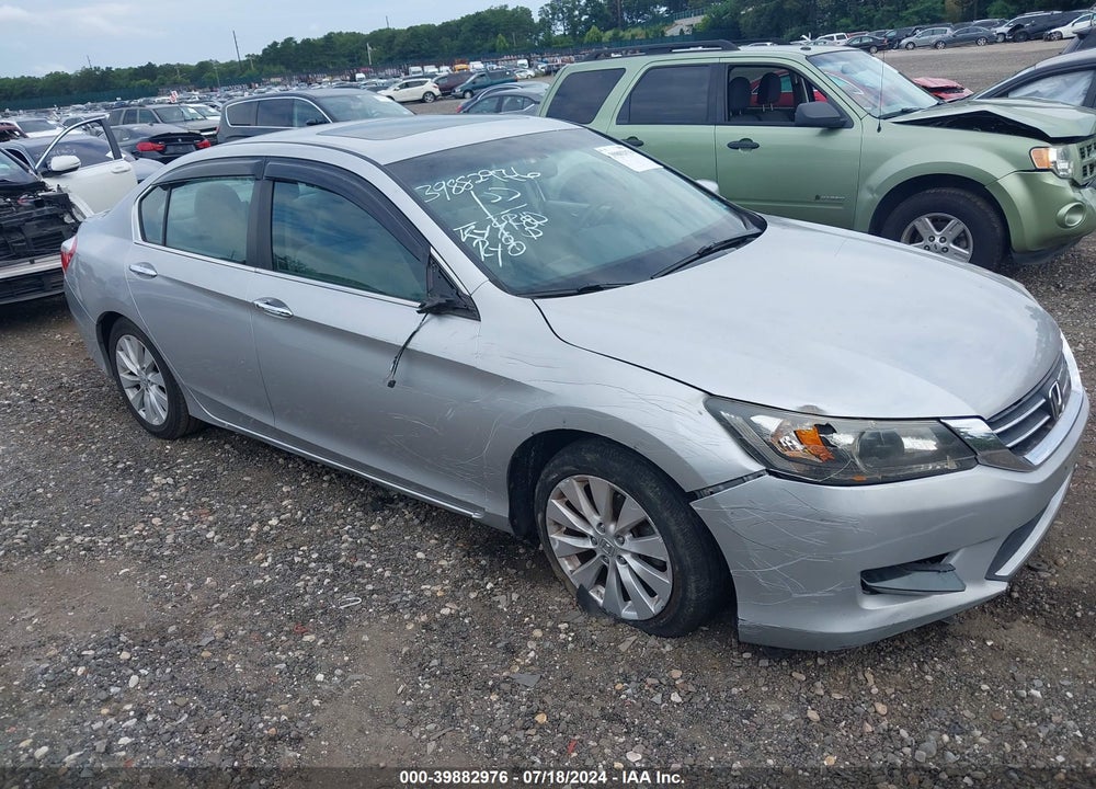2013 HONDA ACCORD EX VIN: 1HGCR2F74DA155221