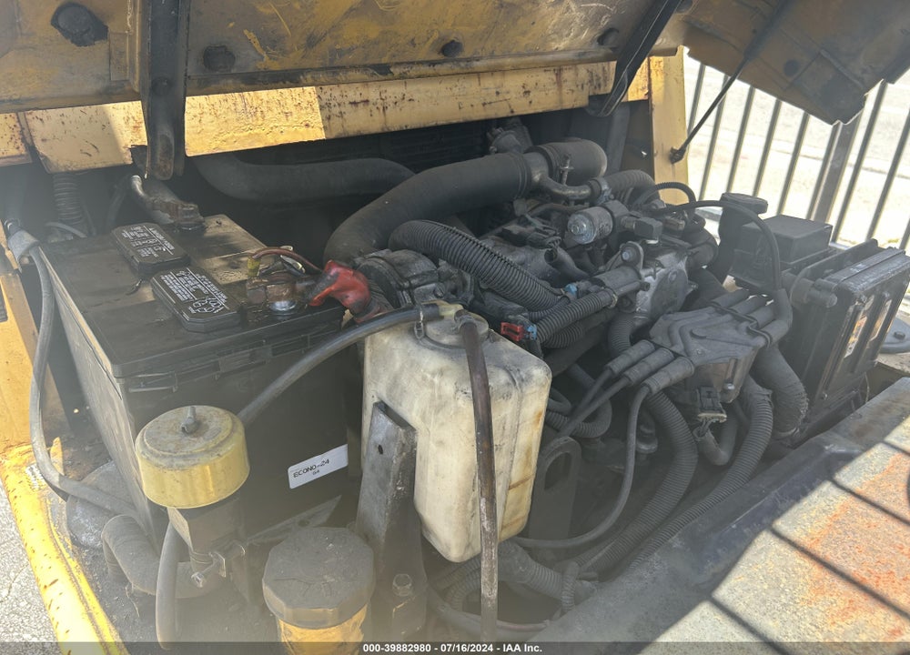 1900 CATERPILLAR FORKLIFT VIN: AT87A81419