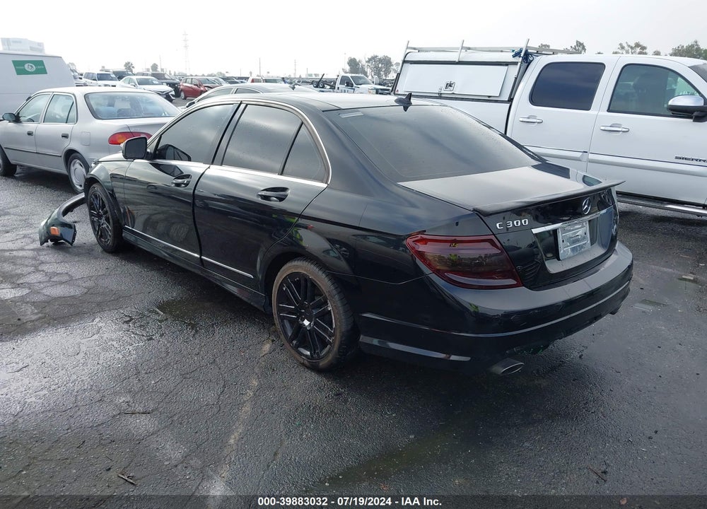 2008 MERCEDES-BENZ C 300 LUXURY/SPORT VIN: WDDGF54X38R016109