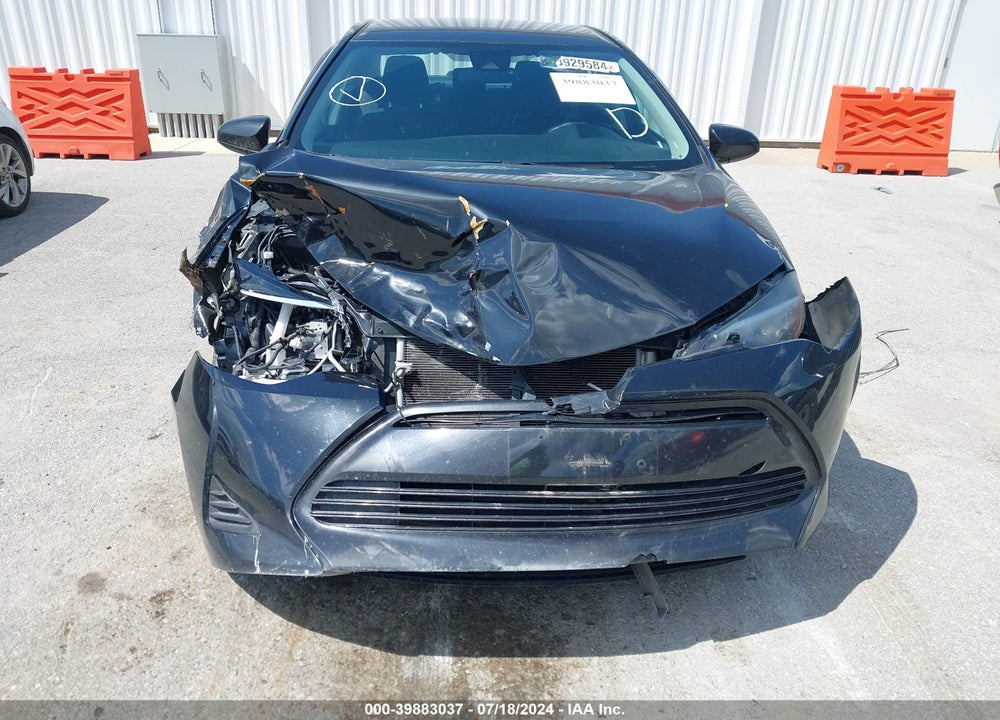 2019 TOYOTA COROLLA LE VIN: 2T1BURHE5KC234709