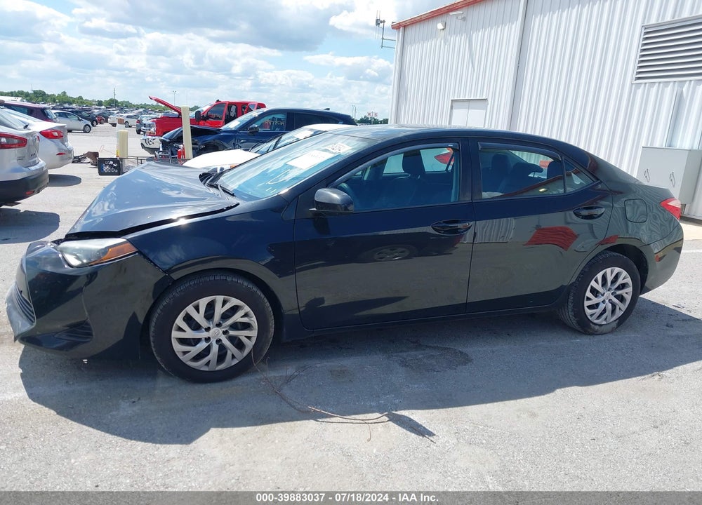 2019 TOYOTA COROLLA LE VIN: 2T1BURHE5KC234709