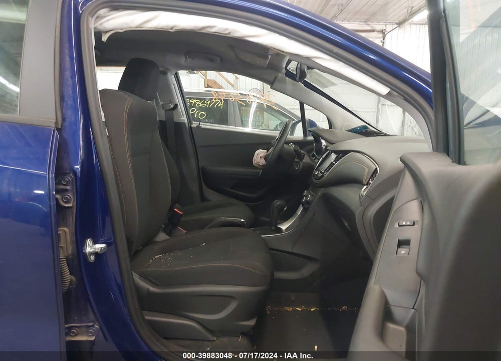 2017 CHEVROLET TRAX VIN: 3GNCJNSB4HL188730