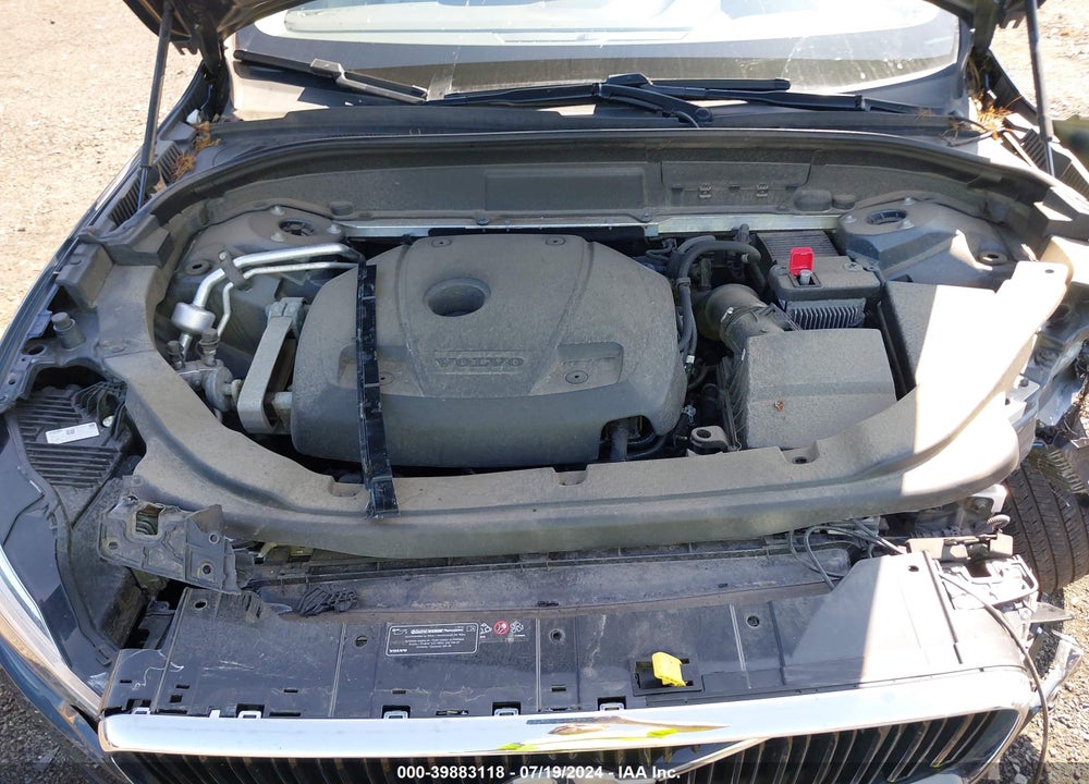 2019 VOLVO XC60 T5 MOMENTUM VIN: LYV102RK8KB358456